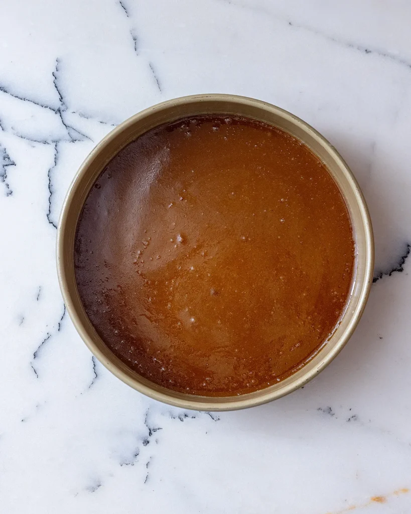 Caramel layer for cranberry cake