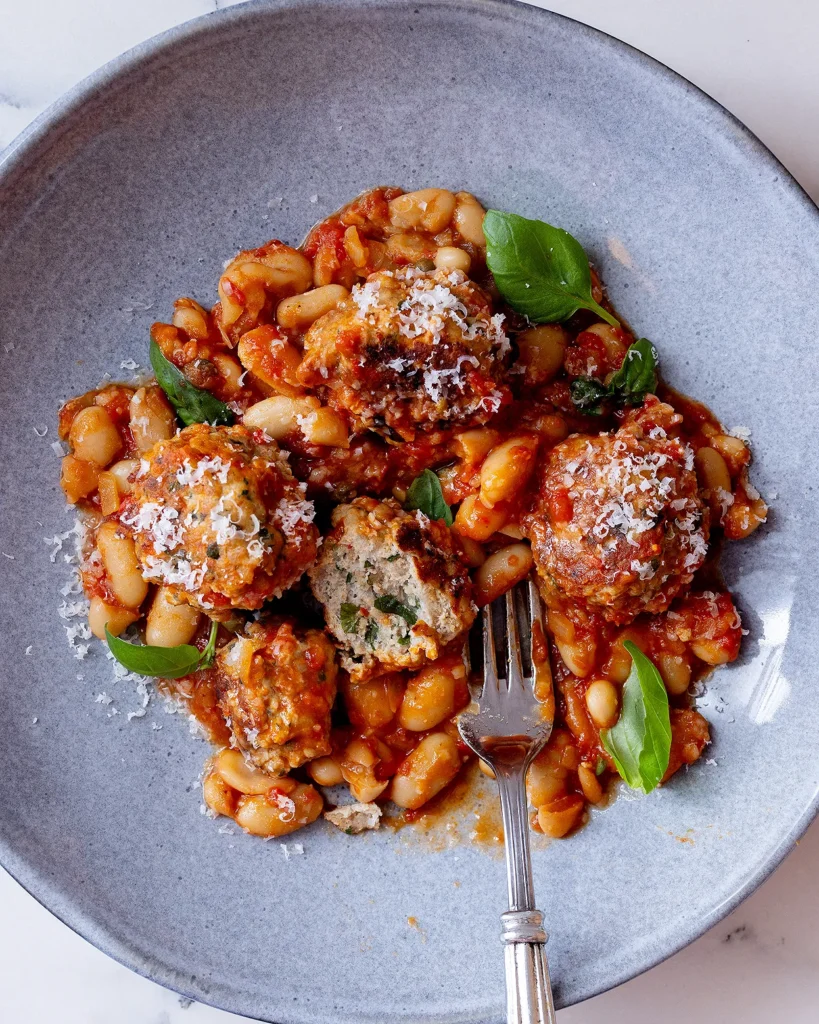 Turkey meatballs with beans
