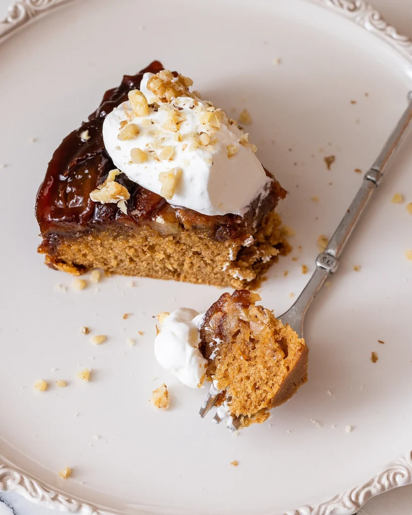 Banana upside down cake with whipped cream