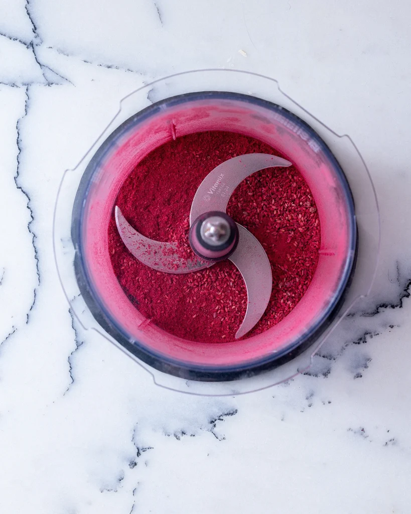 Blended freeze dried raspberries