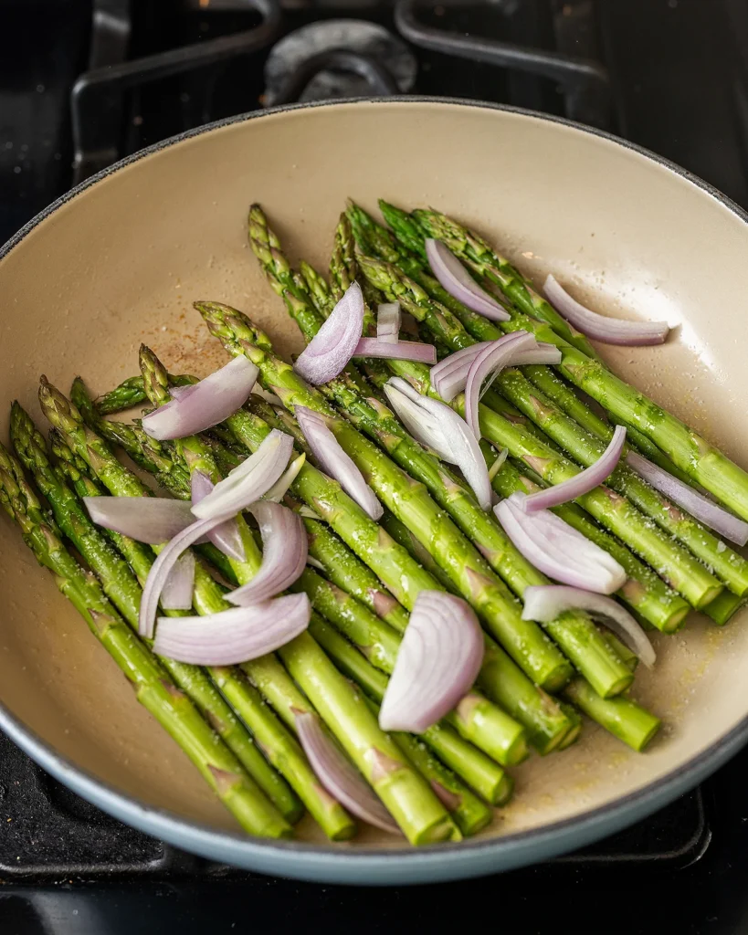 Add shallots to asparagus