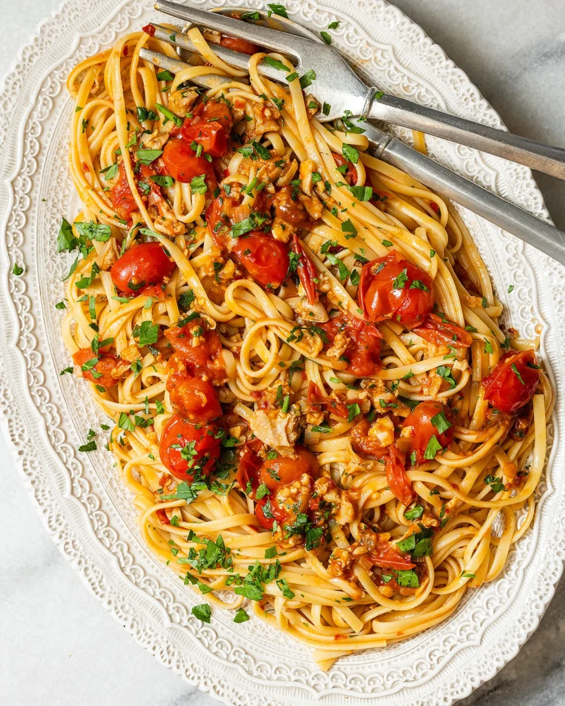 Spicy Clam and Tomato Linguine Recipe