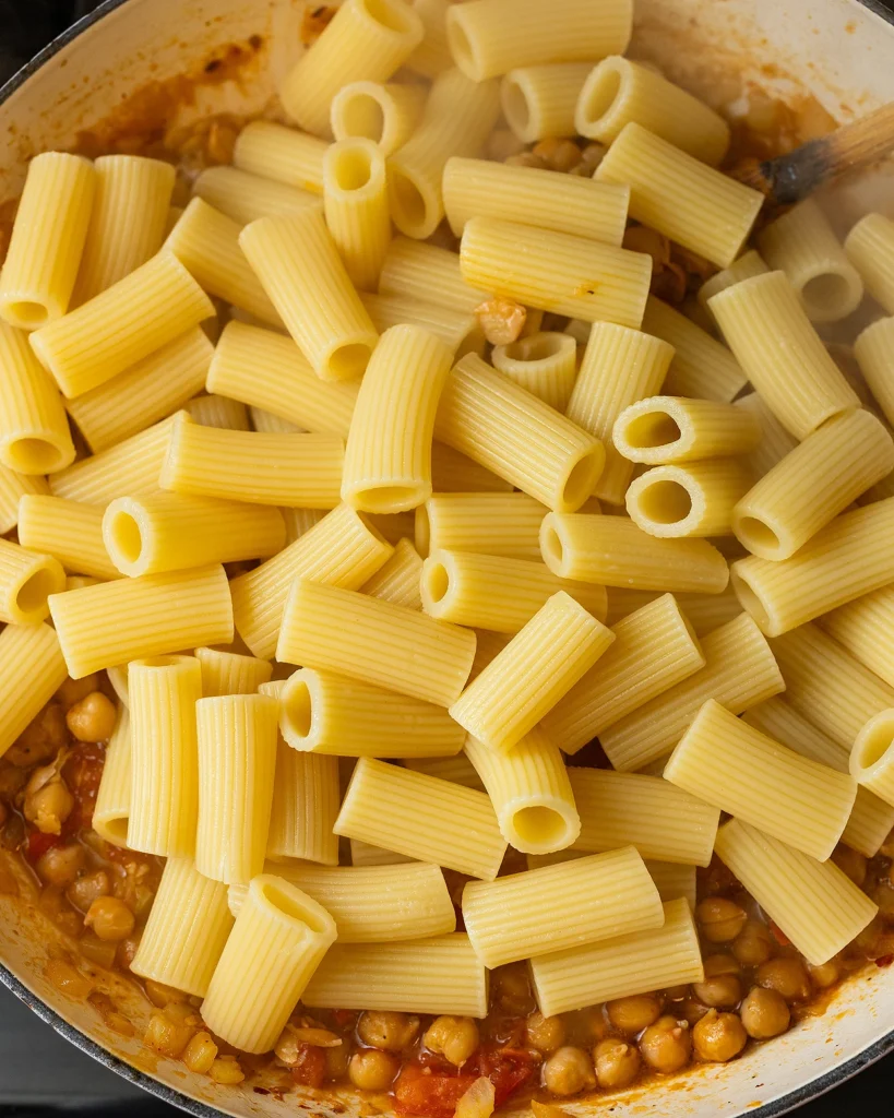 Add rigatoni
